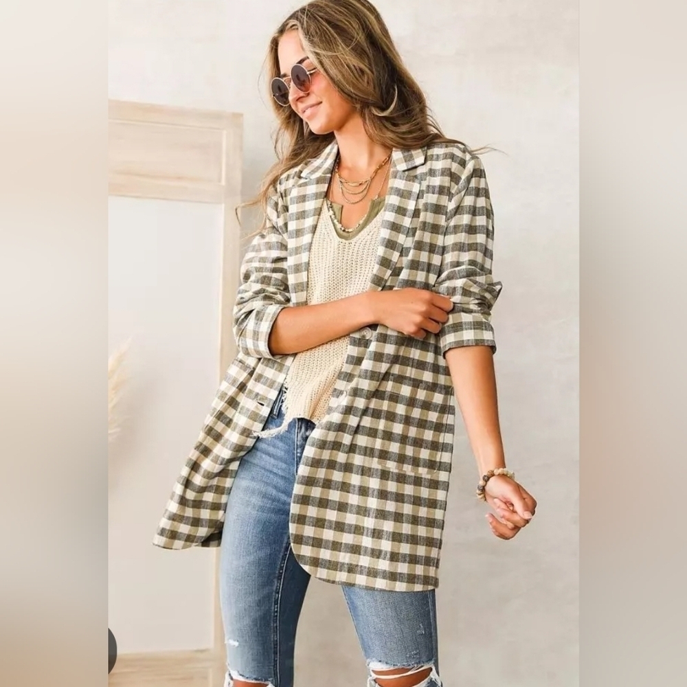 Willow & Root Buckle Plaid Blazer Medium